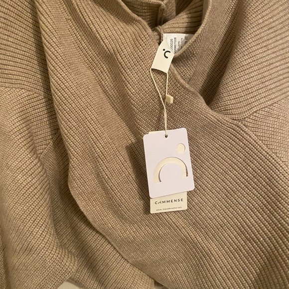 Commense Crosstop Sweatshirt - Picture 4 of 4